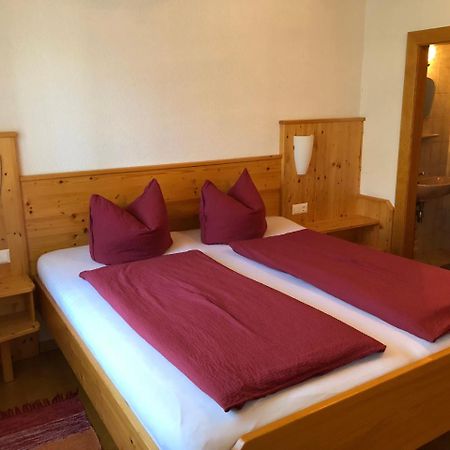 Pension & Ferienwohnung Dullnig Ґмюнд-ін-Кернтен Екстер'єр фото